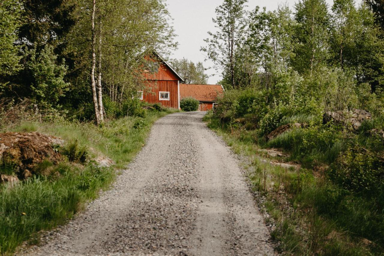 Вилла En Lantlig Idyll Med Skogen Precis Utanfoer Doerren! Улларед Экстерьер фото